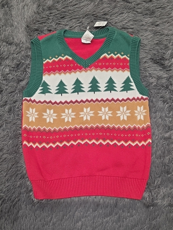 Gymboree Other - Gymboree- Holiday Fair Isle V-Neck Sweater Vest.  Size 6. NWT